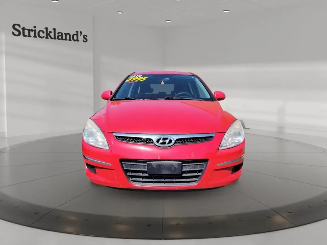 Hyundai ELANTRA photo Hyundai ELANTRA