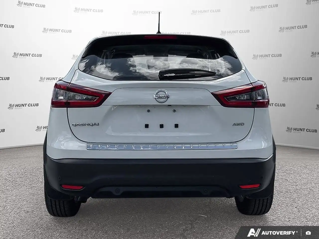 Nissan Qashqai снимка Nissan Qashqai