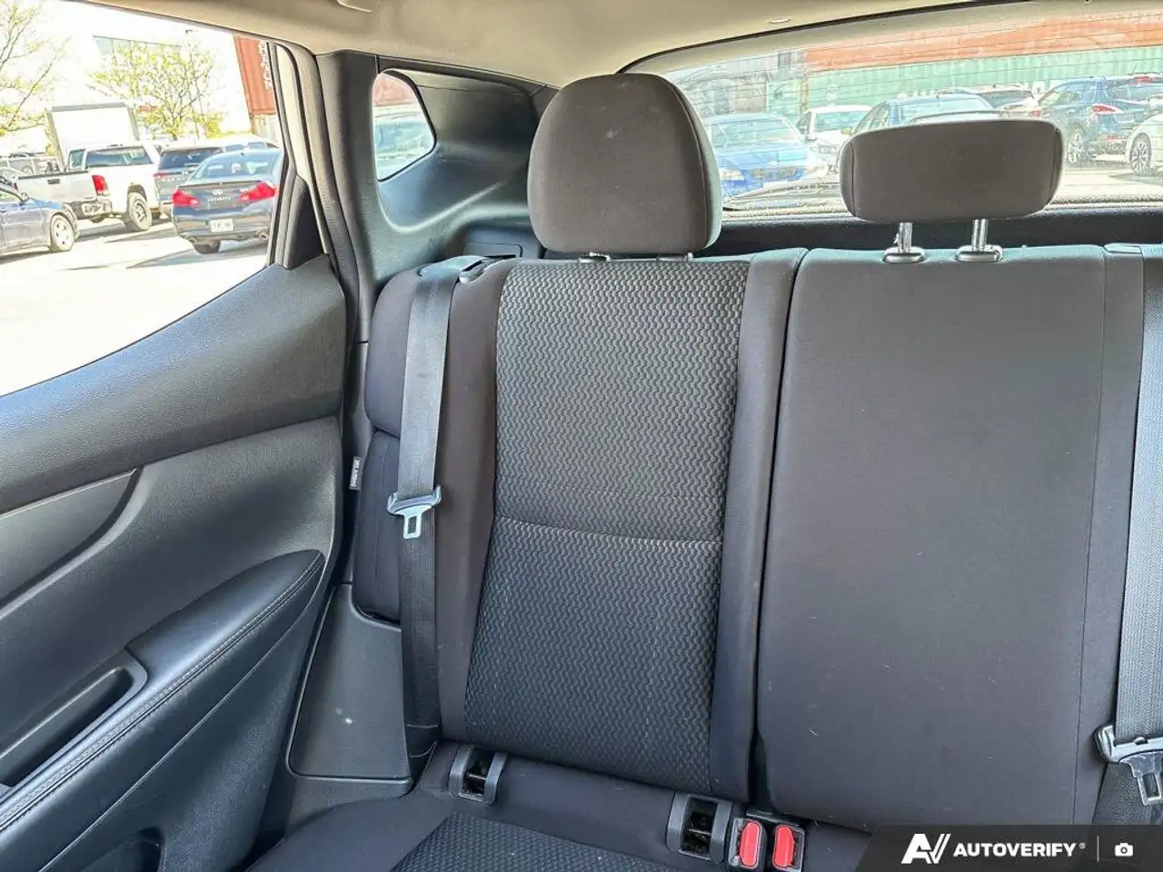 Nissan Qashqai снимка Nissan Qashqai