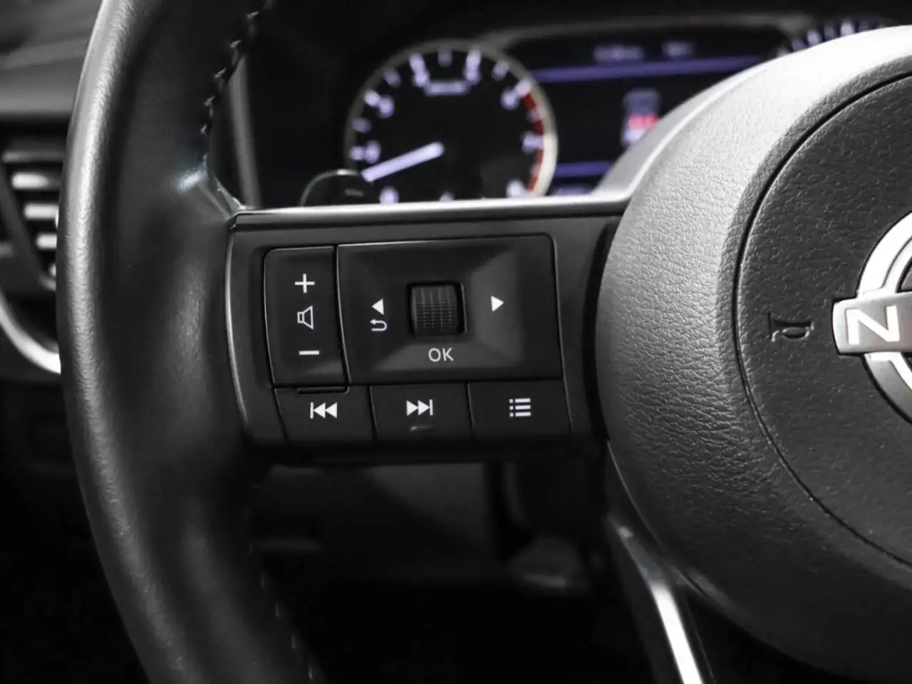 Nissan Rogue photo Nissan Rogue