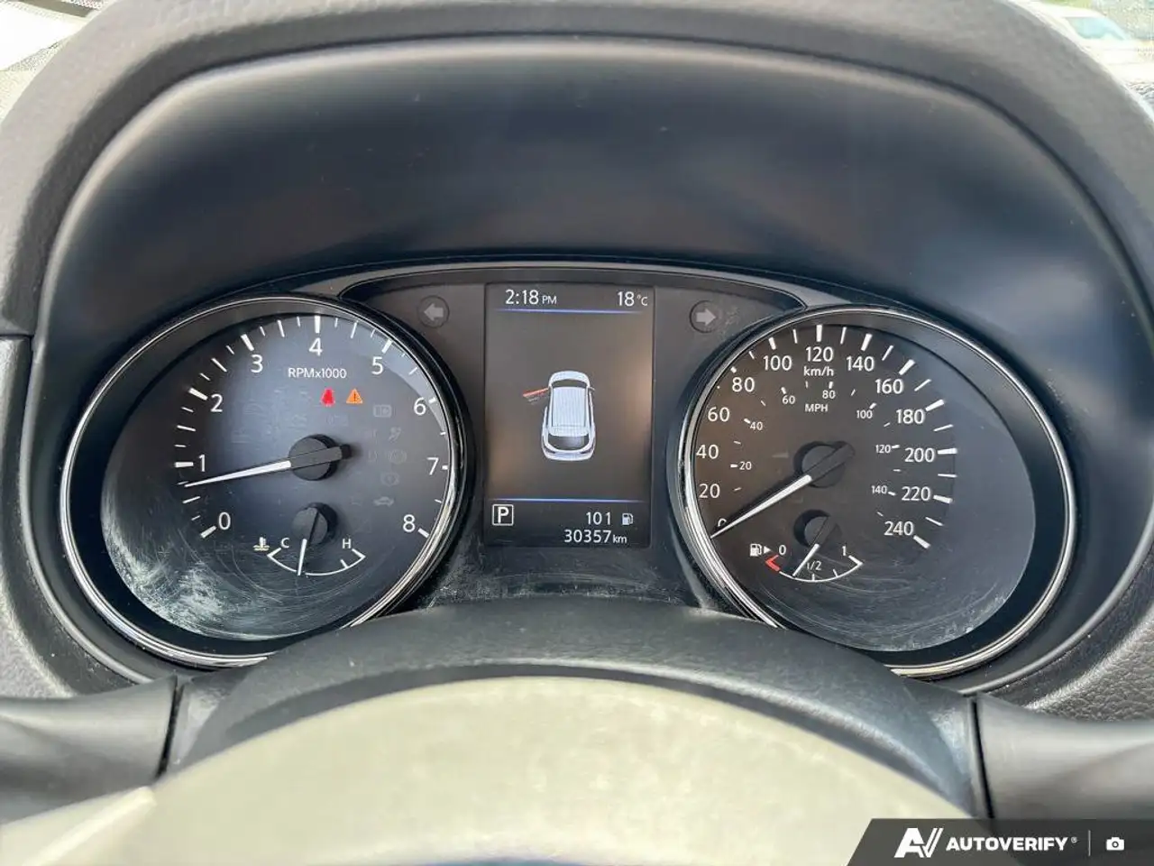 Nissan Qashqai снимка Nissan Qashqai