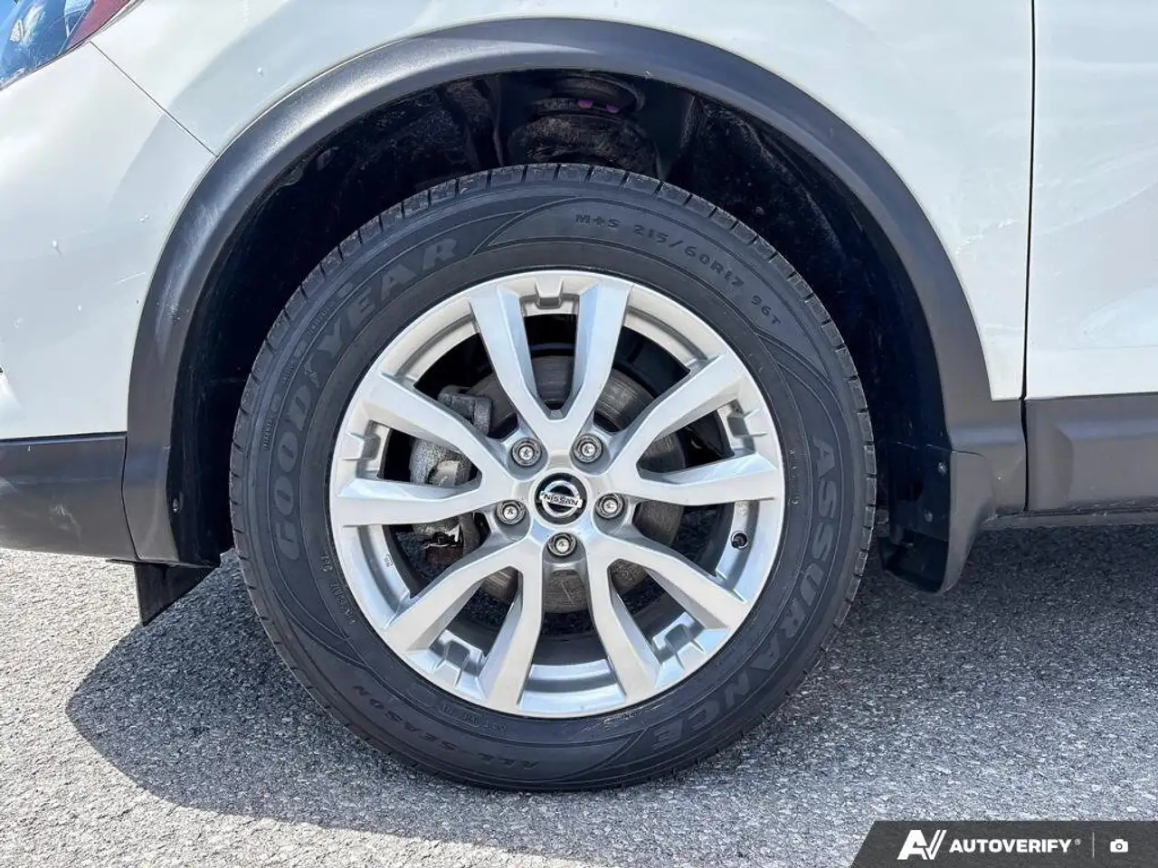 Nissan Qashqai снимка Nissan Qashqai