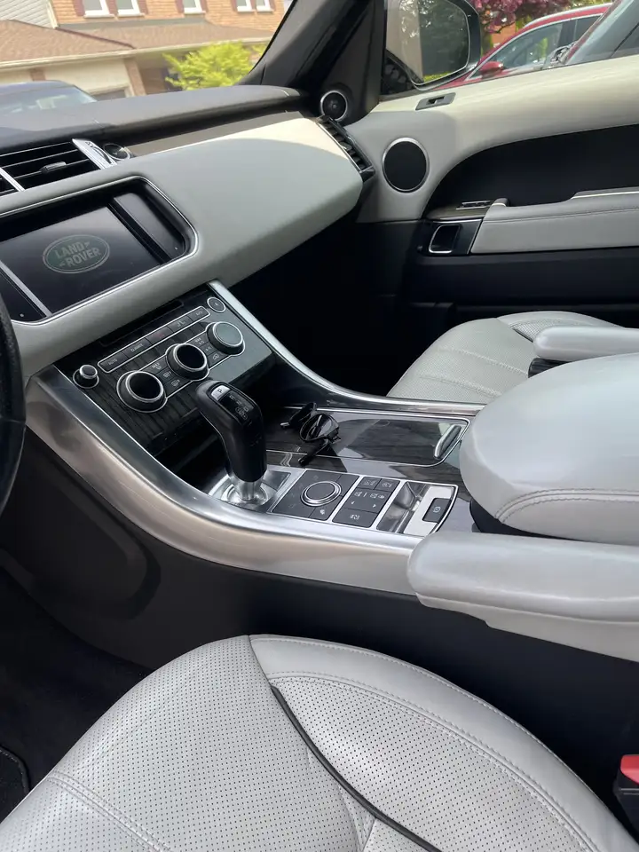 Land Rover Range Rover Sport fotografie Land Rover Range Rover Sport