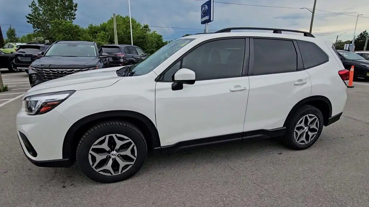 Subaru Forester снимка Subaru Forester
