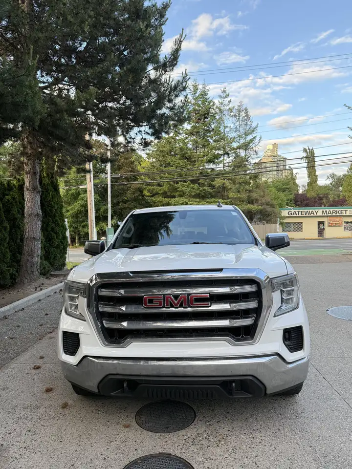 GMC Sierra 1500 photo GMC Sierra 1500