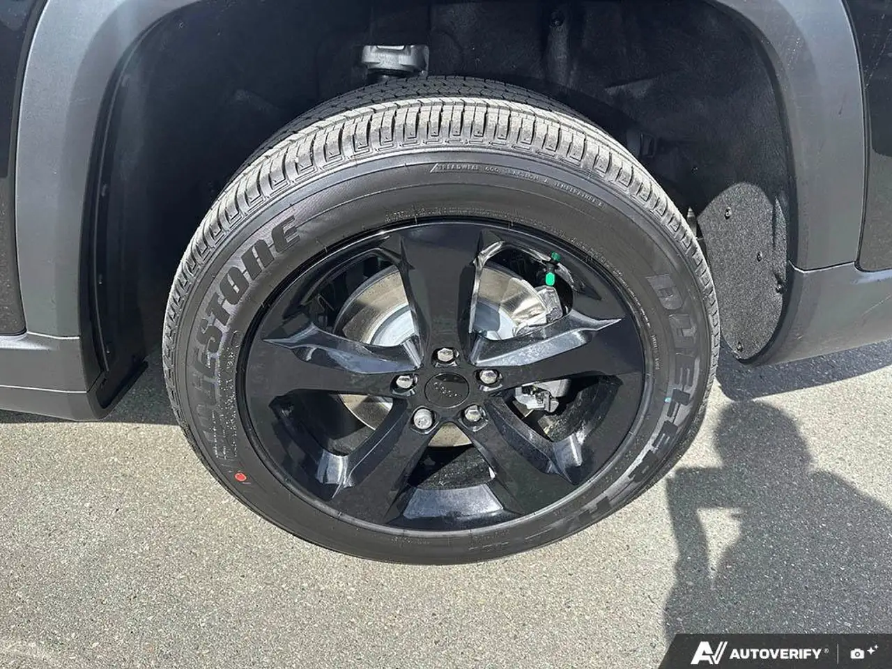 Jeep Grand Cherokee photo Jeep Grand Cherokee