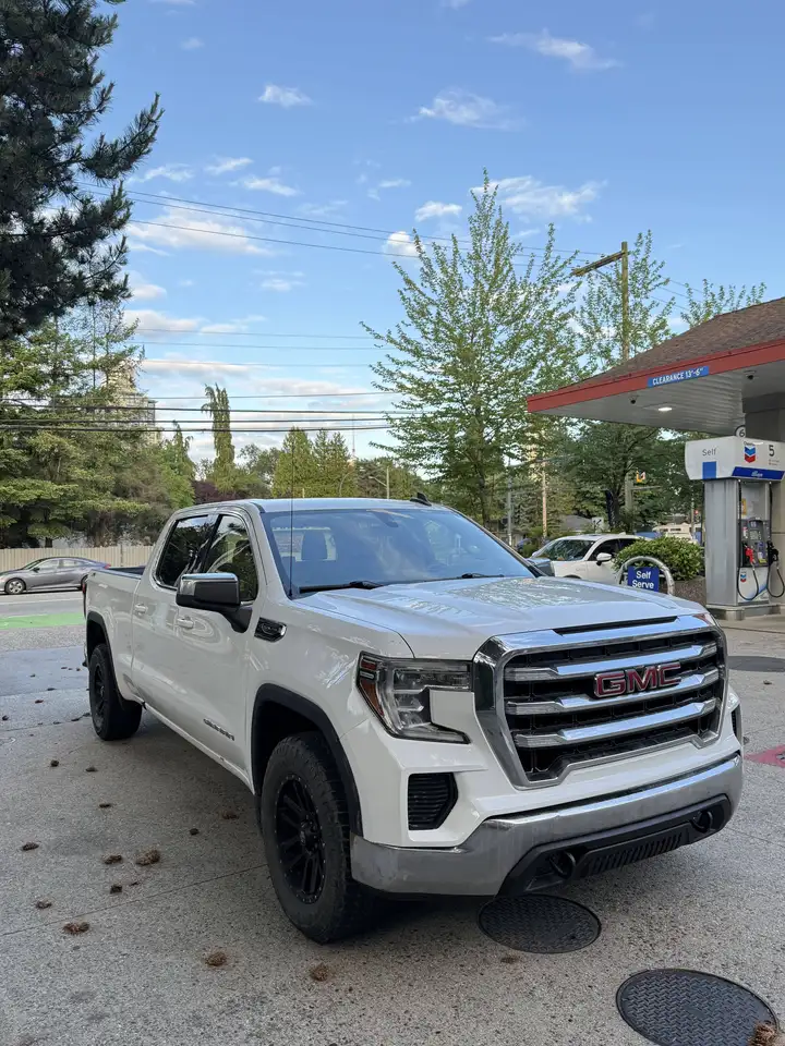 GMC Sierra 1500 photo GMC Sierra 1500