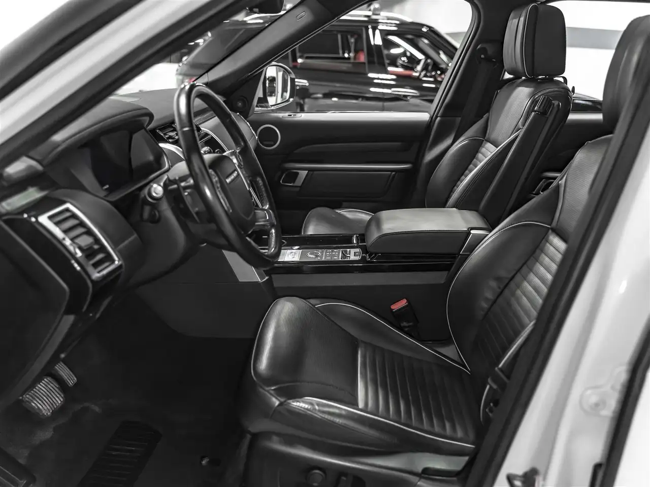 Land Rover Discovery photo Land Rover Discovery