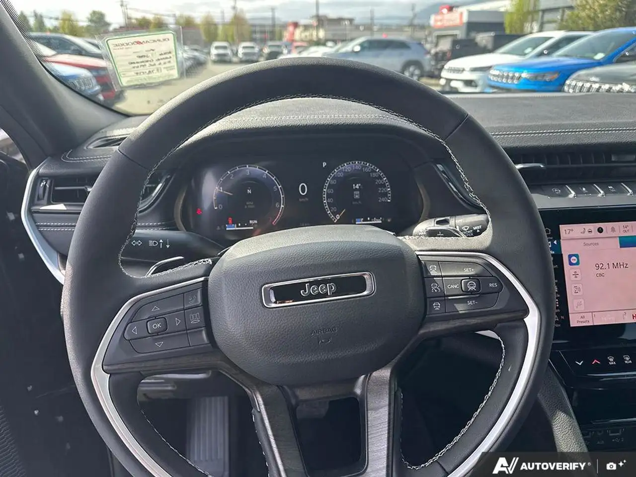 Jeep Grand Cherokee photo Jeep Grand Cherokee