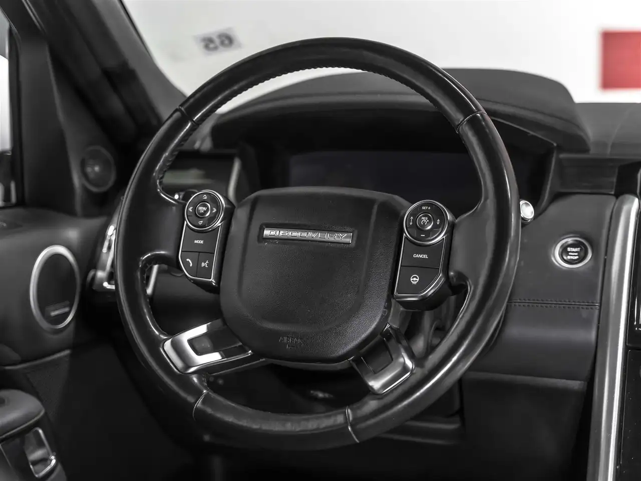 Land Rover Discovery photo Land Rover Discovery