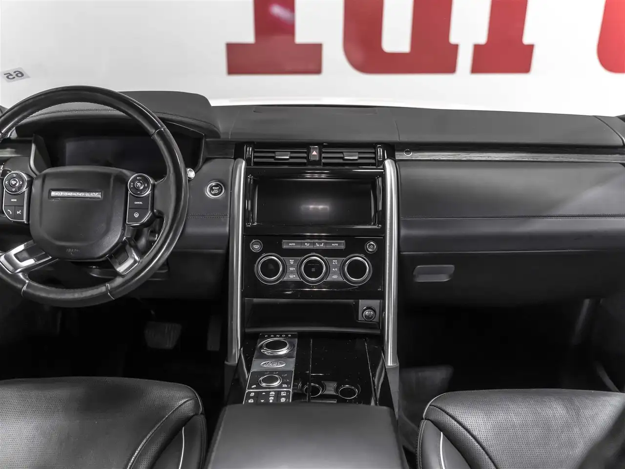 Land Rover Discovery photo Land Rover Discovery