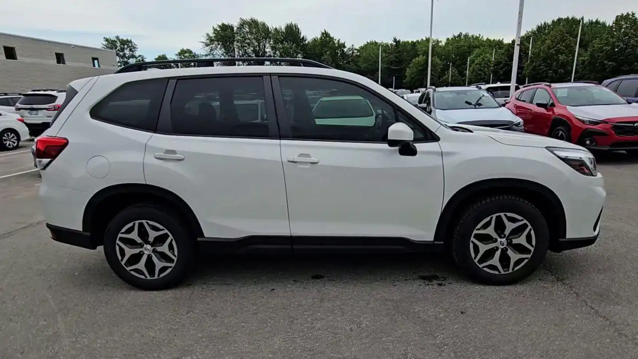 Subaru Forester снимка Subaru Forester