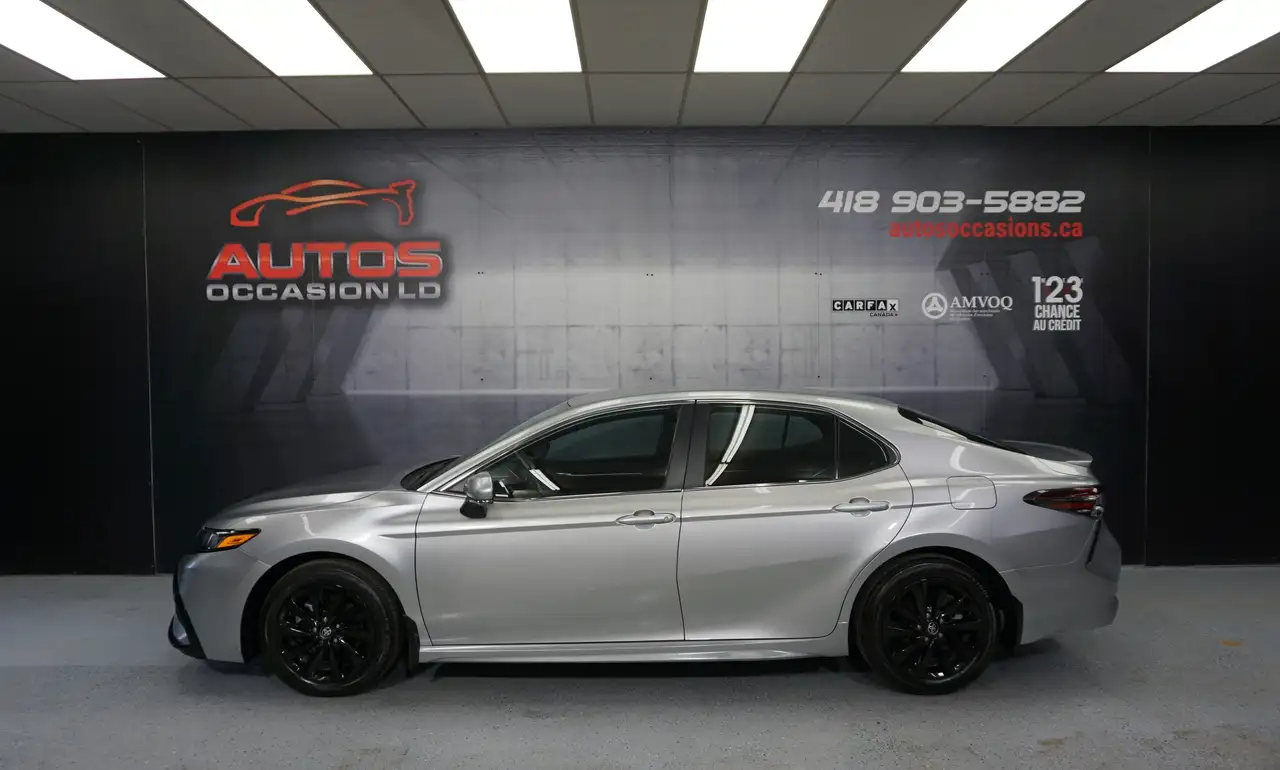 Toyota Camry снимка Toyota Camry