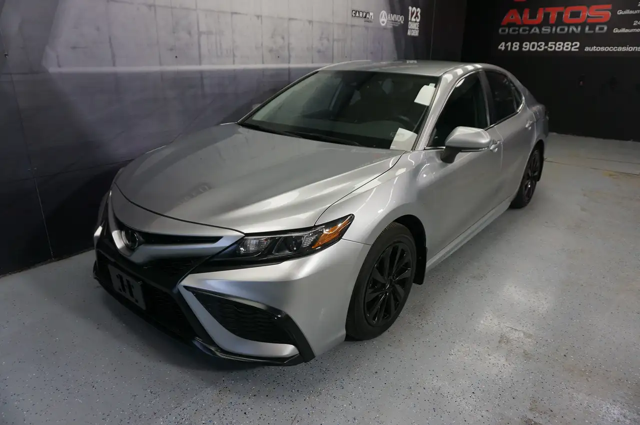Toyota Camry снимка Toyota Camry