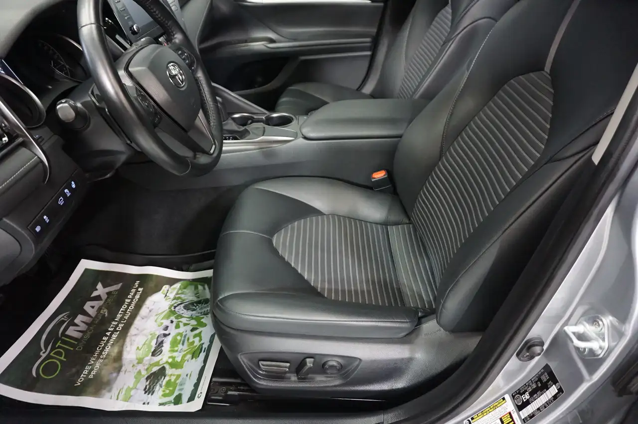 Toyota Camry снимка Toyota Camry