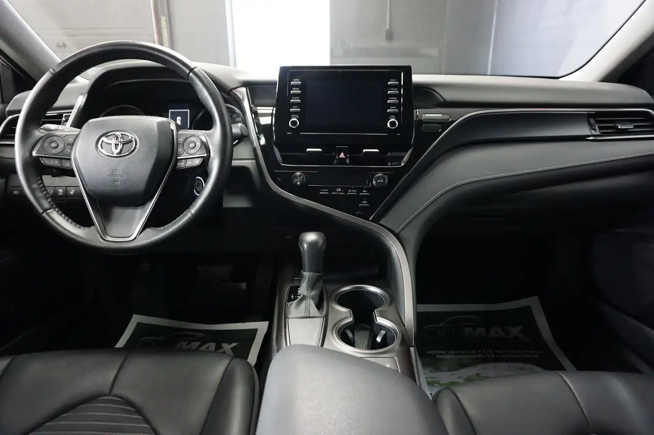 Toyota Camry снимка Toyota Camry