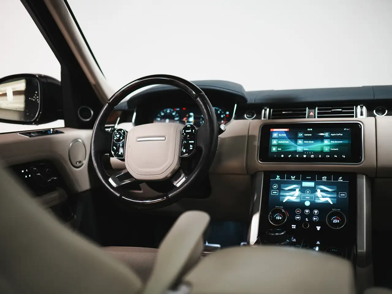 Land Rover Range Rover снимка Land Rover Range Rover
