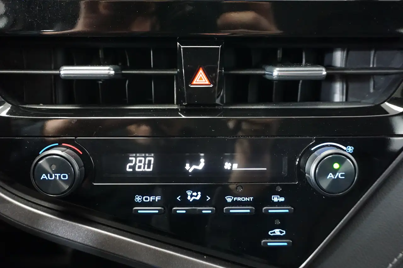 Toyota Camry снимка Toyota Camry