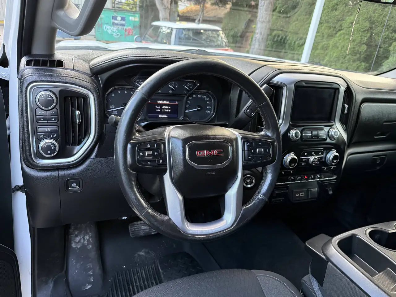 GMC Sierra 1500 photo GMC Sierra 1500