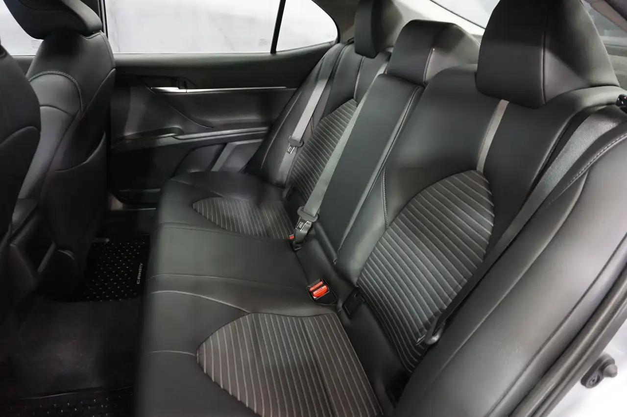 Toyota Camry снимка Toyota Camry