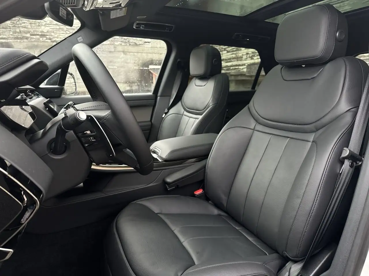 Land Rover Range Rover Sport снимка Land Rover Range Rover Sport