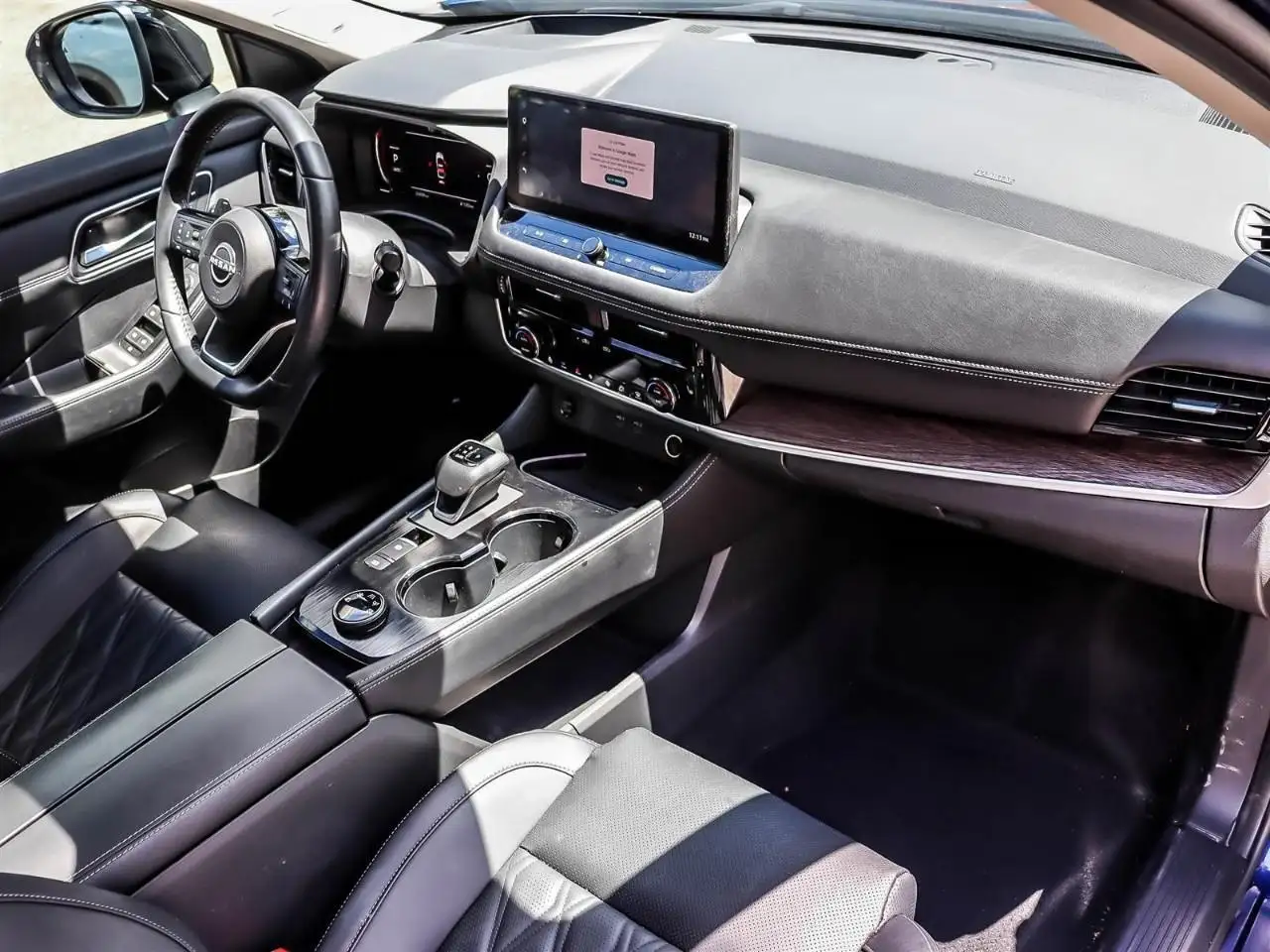 Nissan Rogue photo Nissan Rogue