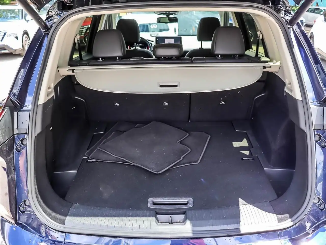 Nissan Rogue photo Nissan Rogue