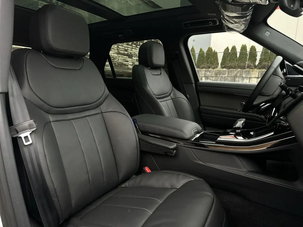 Land Rover Range Rover Sport снимка Land Rover Range Rover Sport