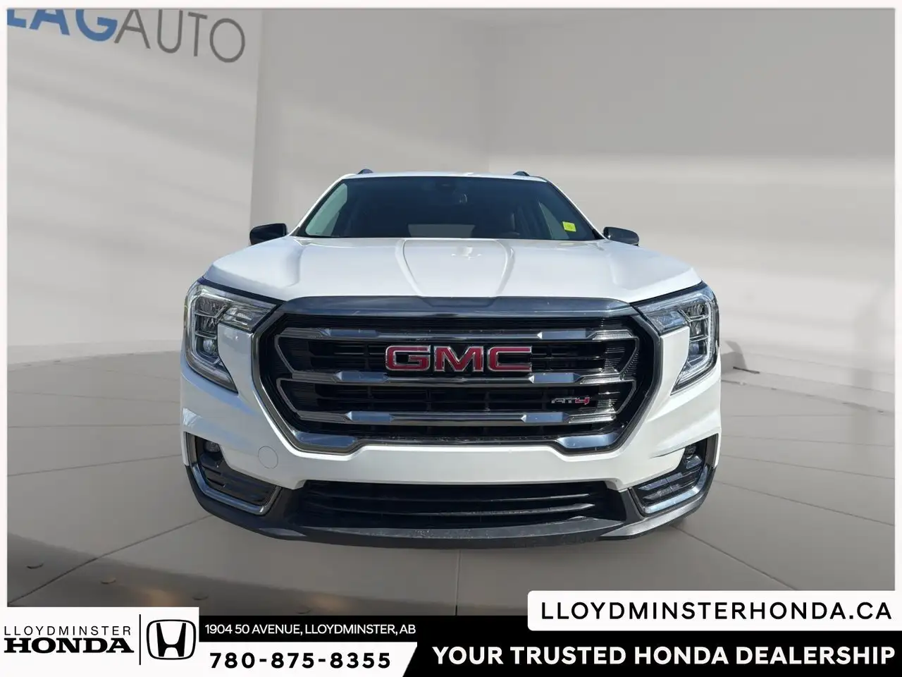 GMC Terrain photo GMC Terrain
