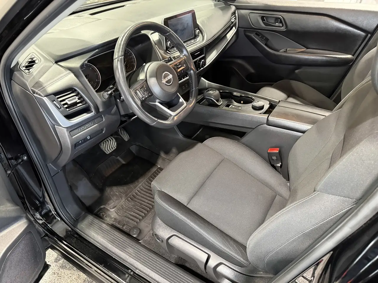 Nissan Rogue photo Nissan Rogue