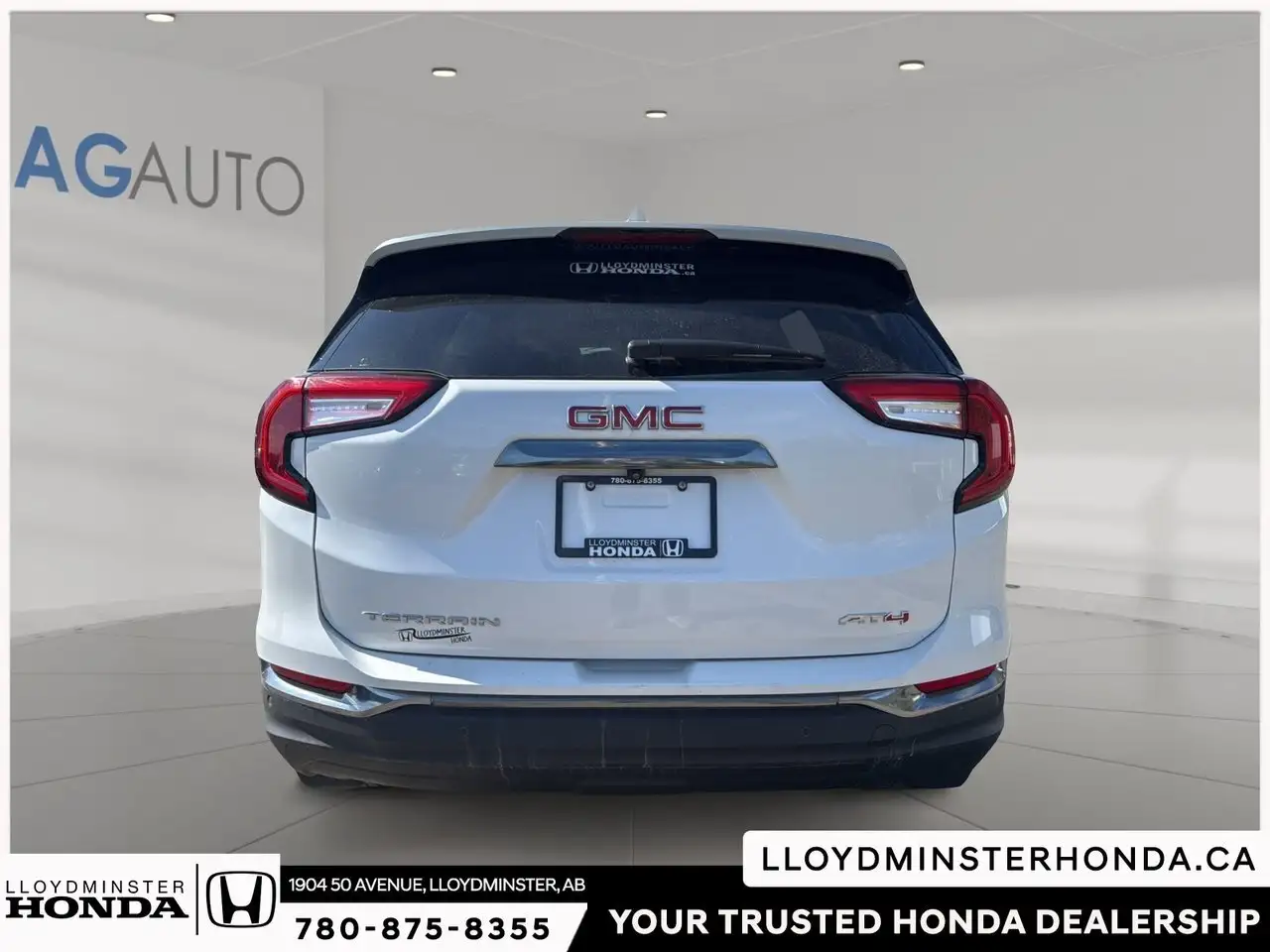 GMC Terrain photo GMC Terrain