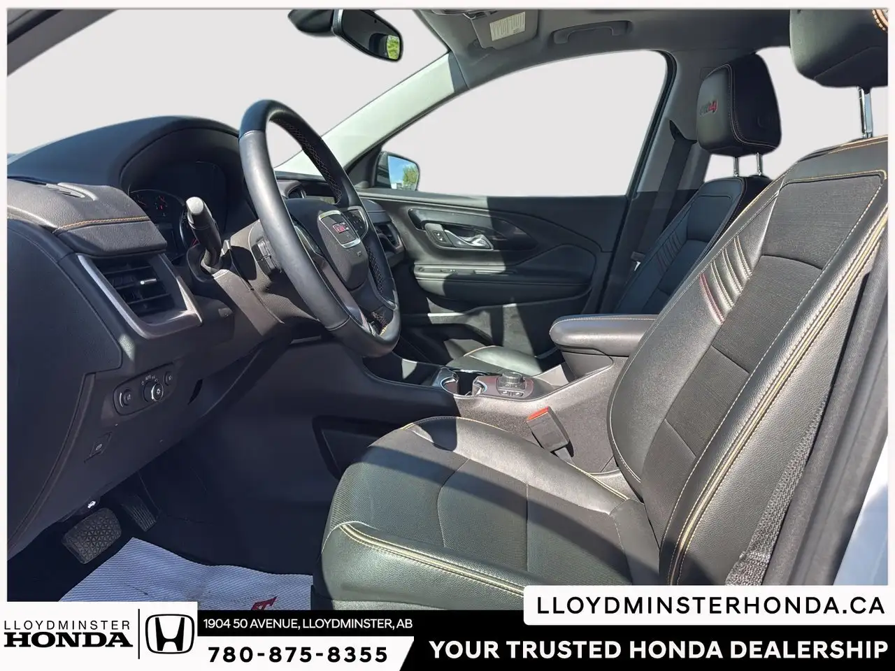 GMC Terrain photo GMC Terrain