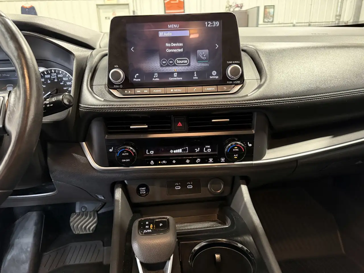 Nissan Rogue photo Nissan Rogue