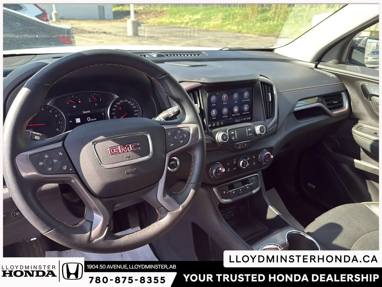 GMC Terrain photo GMC Terrain