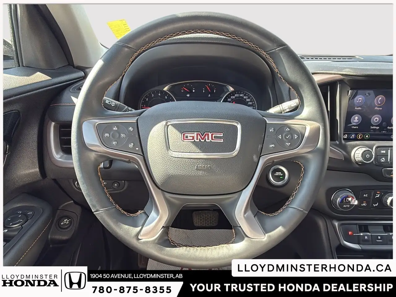 GMC Terrain photo GMC Terrain