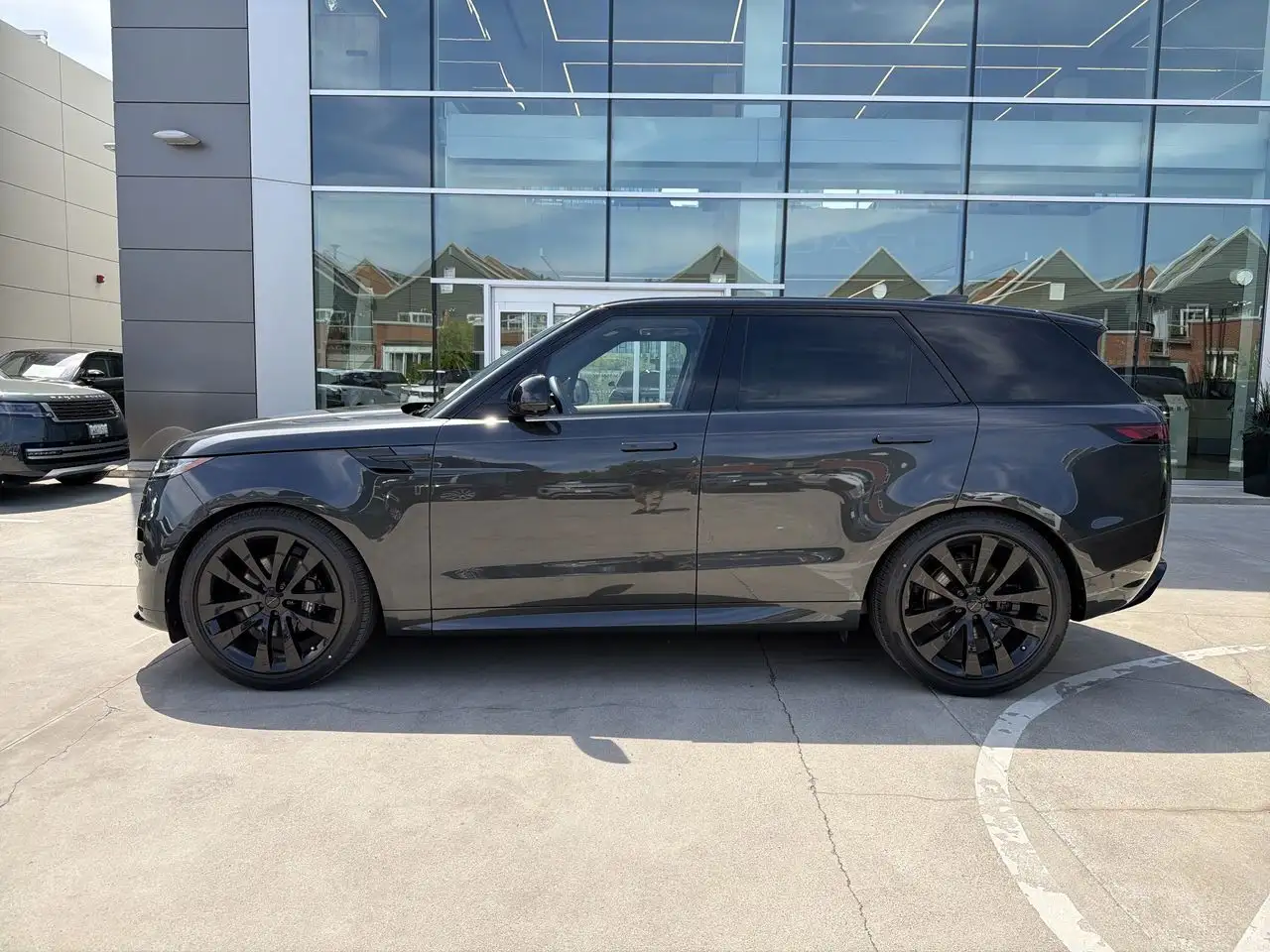 Land Rover Range Rover Sport снимка Land Rover Range Rover Sport
