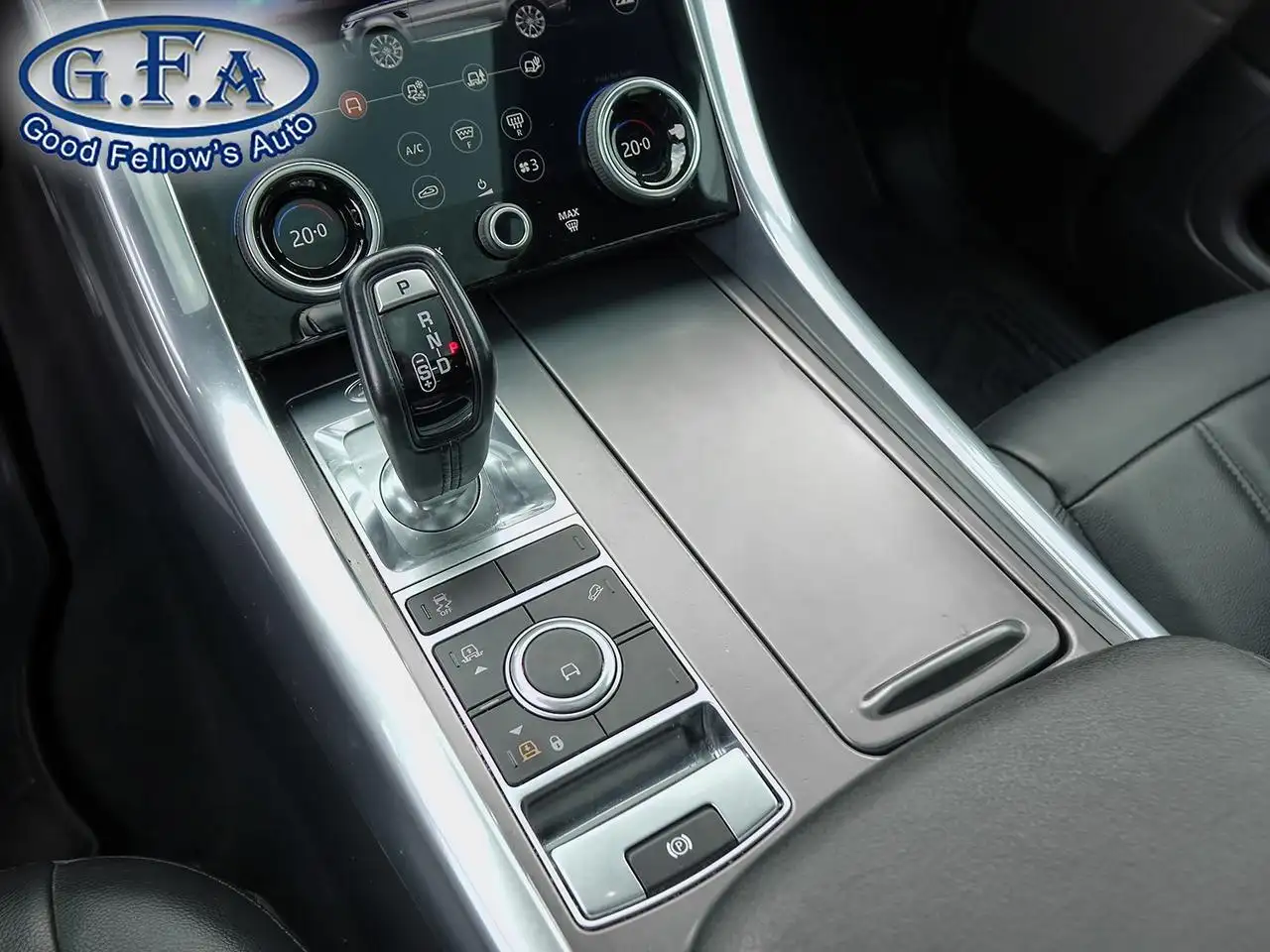 Land Rover Range Rover Sport снимка Land Rover Range Rover Sport