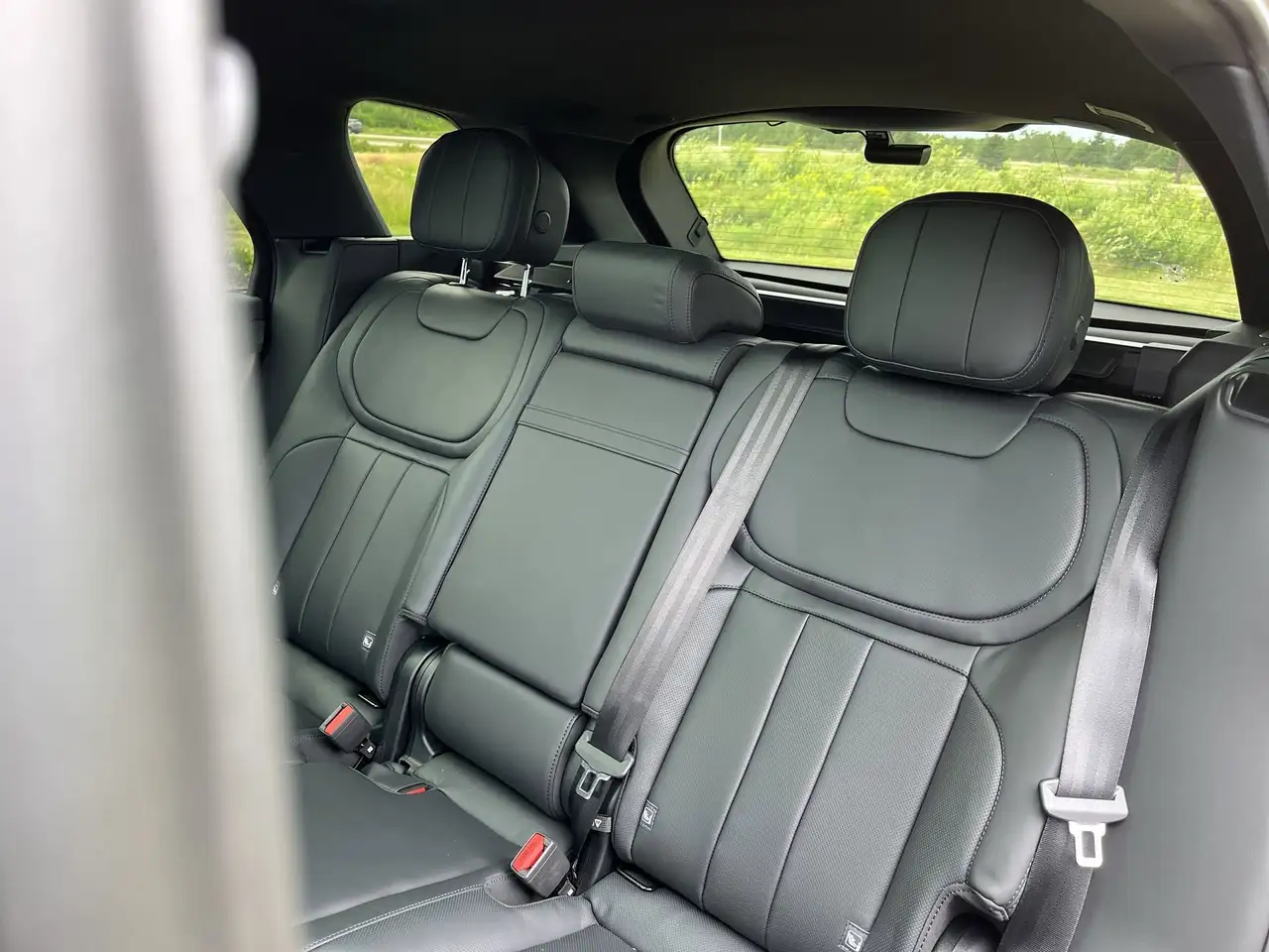 Land Rover Range Rover Sport снимка Land Rover Range Rover Sport