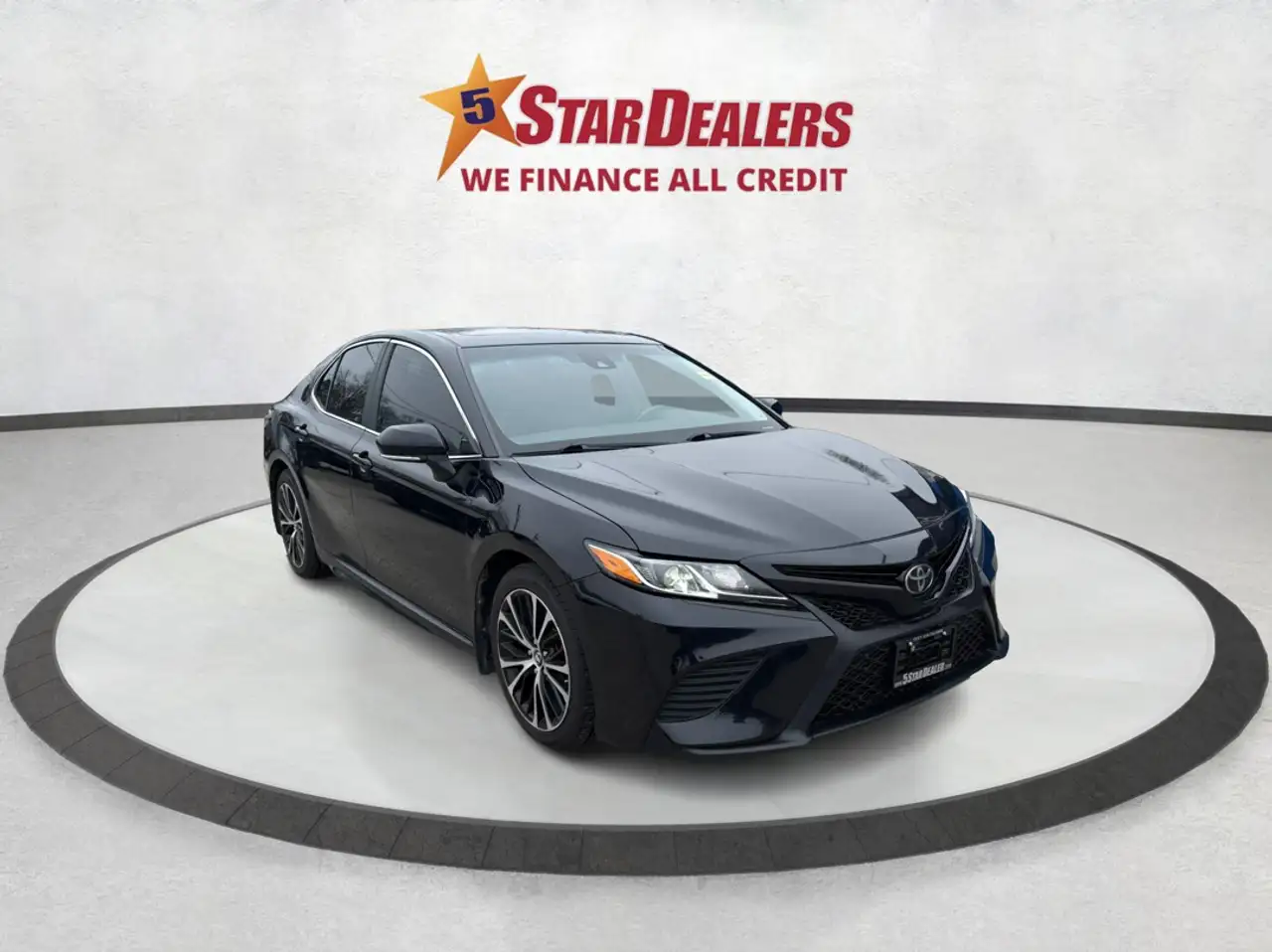 Toyota Camry снимка Toyota Camry