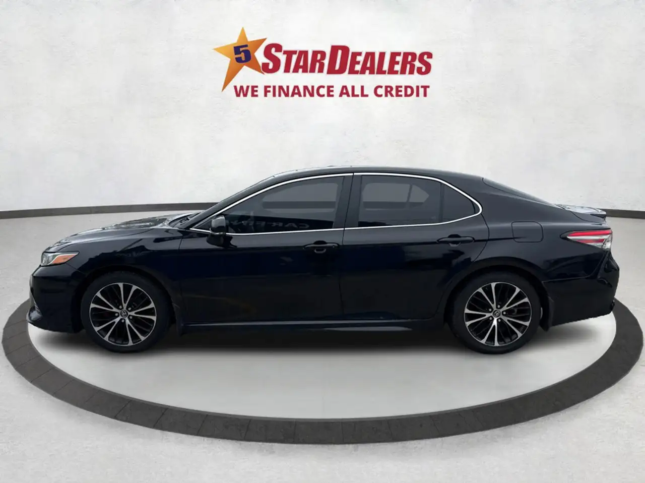 Toyota Camry снимка Toyota Camry