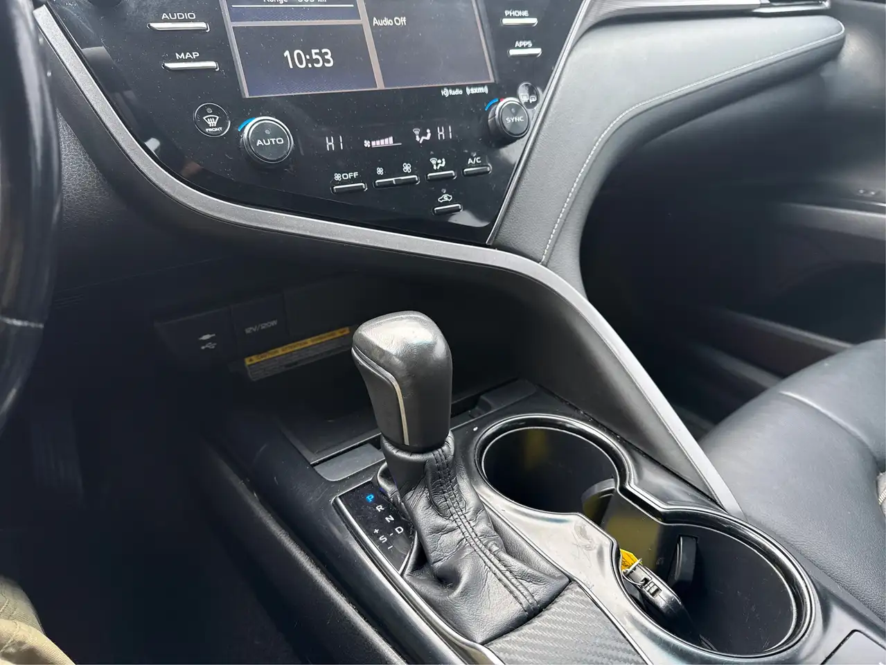 Toyota Camry снимка Toyota Camry