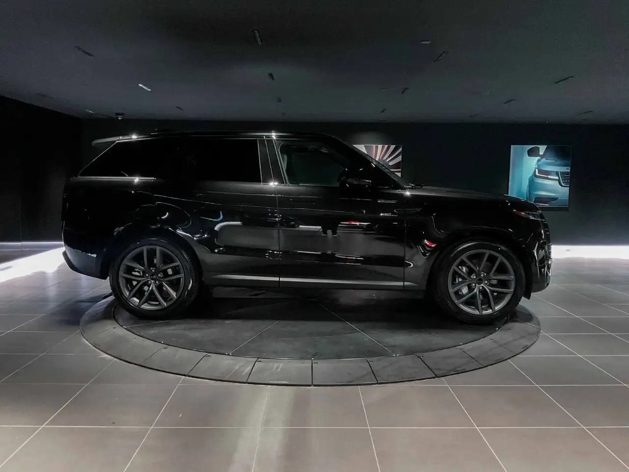 Land Rover Range Rover Sport снимка Land Rover Range Rover Sport