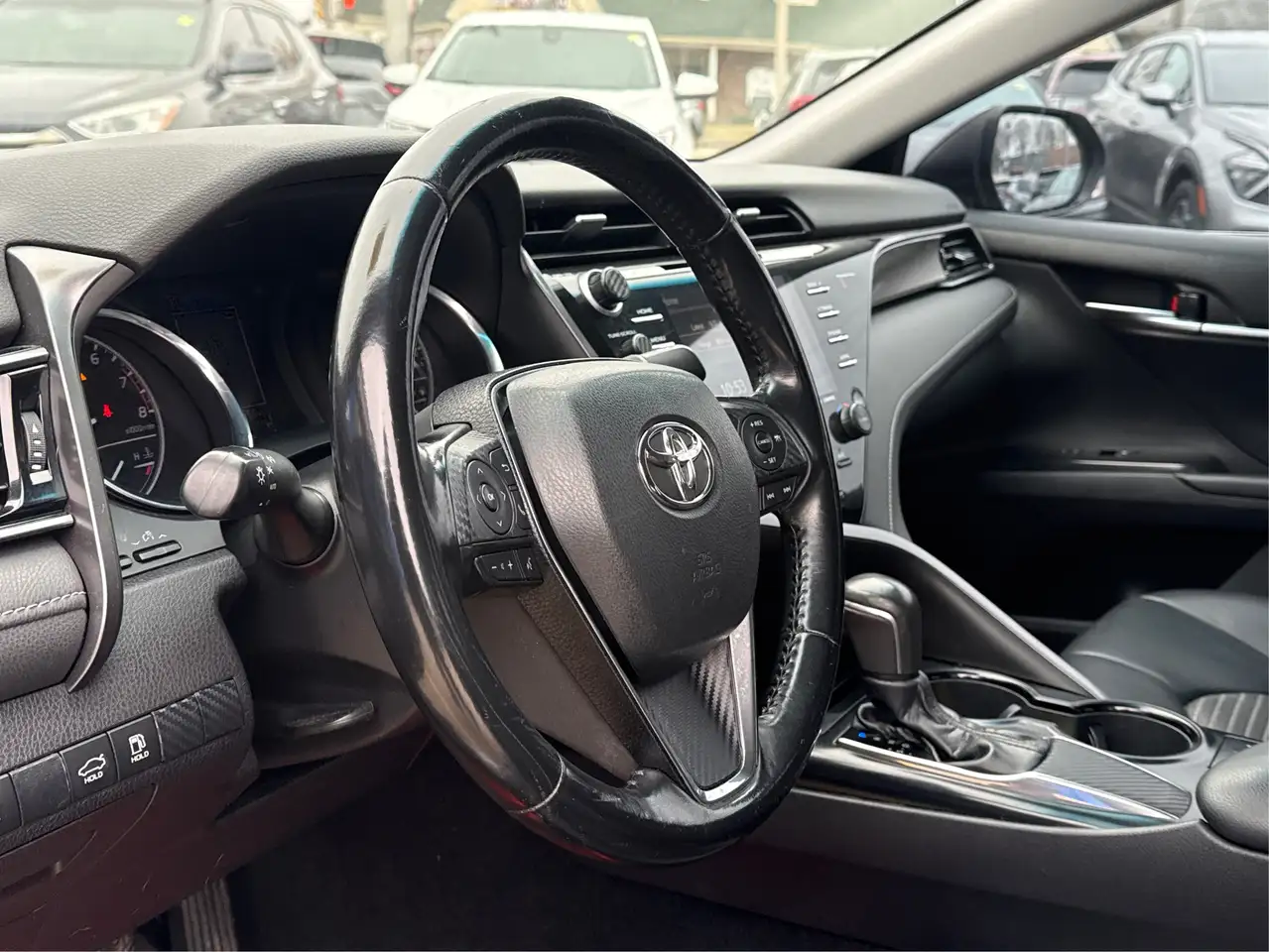Toyota Camry снимка Toyota Camry