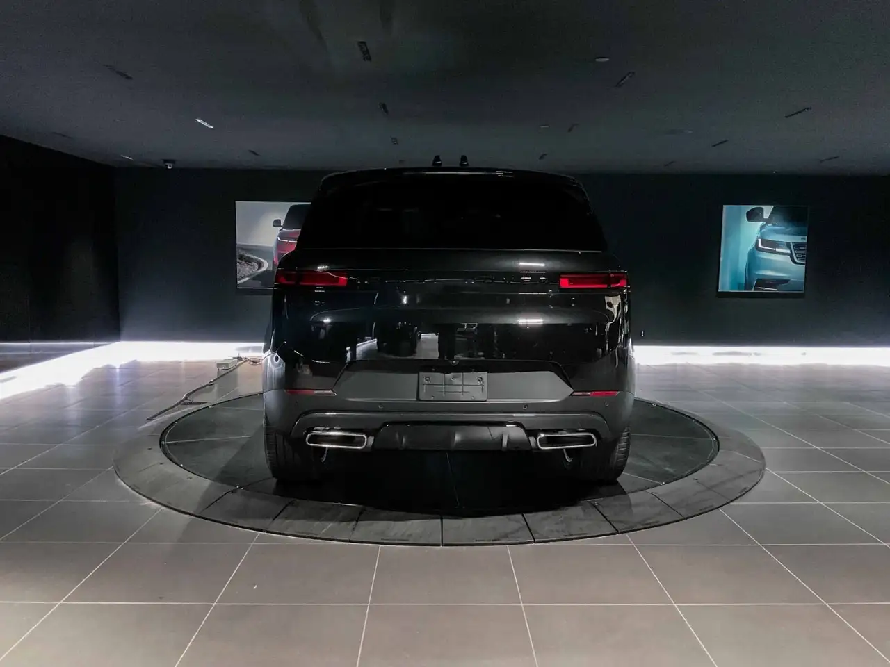 Land Rover Range Rover Sport снимка Land Rover Range Rover Sport
