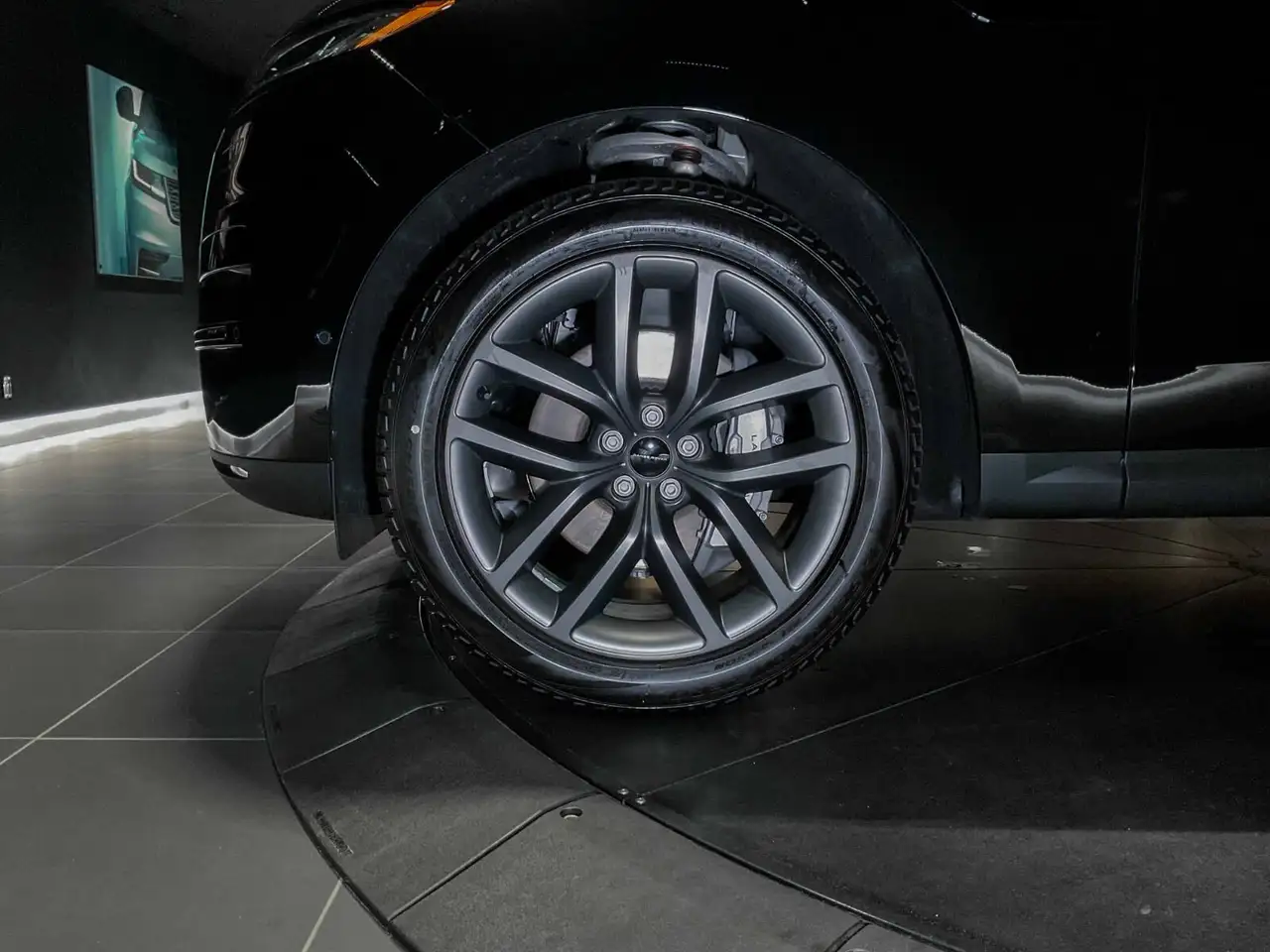 Land Rover Range Rover Sport снимка Land Rover Range Rover Sport