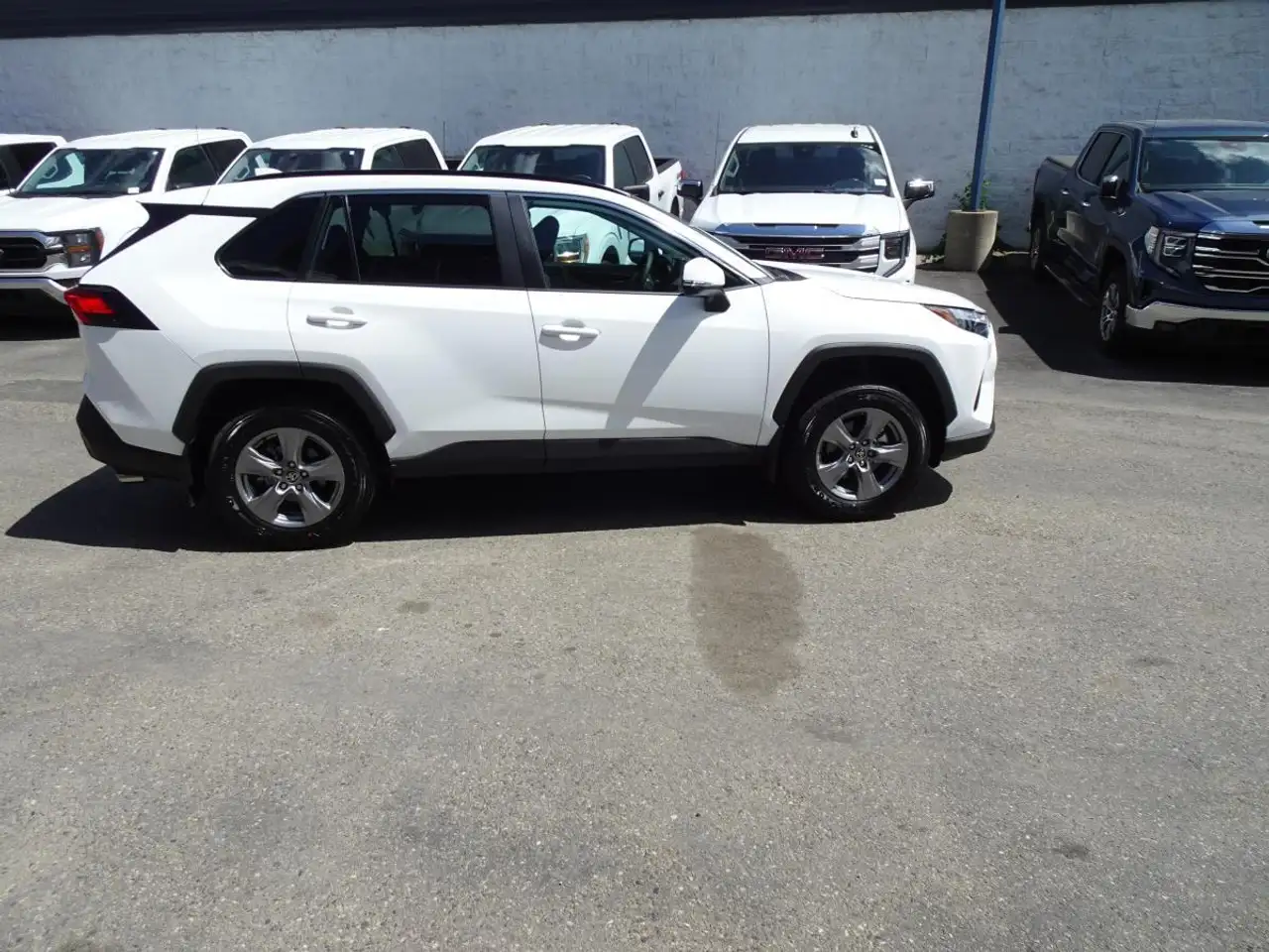 Toyota RAV 4 photo Toyota RAV 4