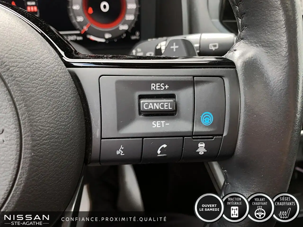 Nissan Rogue photo Nissan Rogue