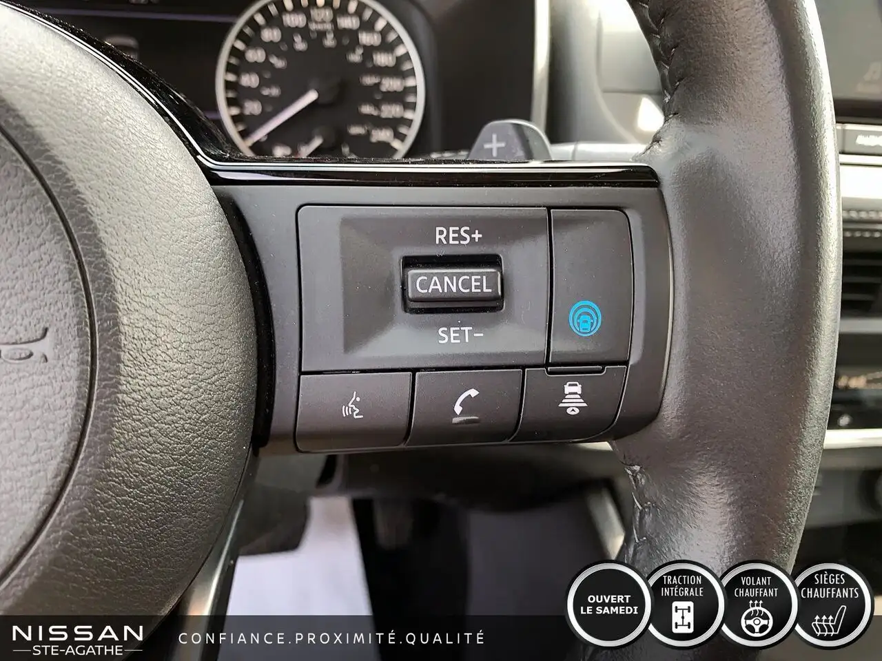 Nissan Rogue photo Nissan Rogue