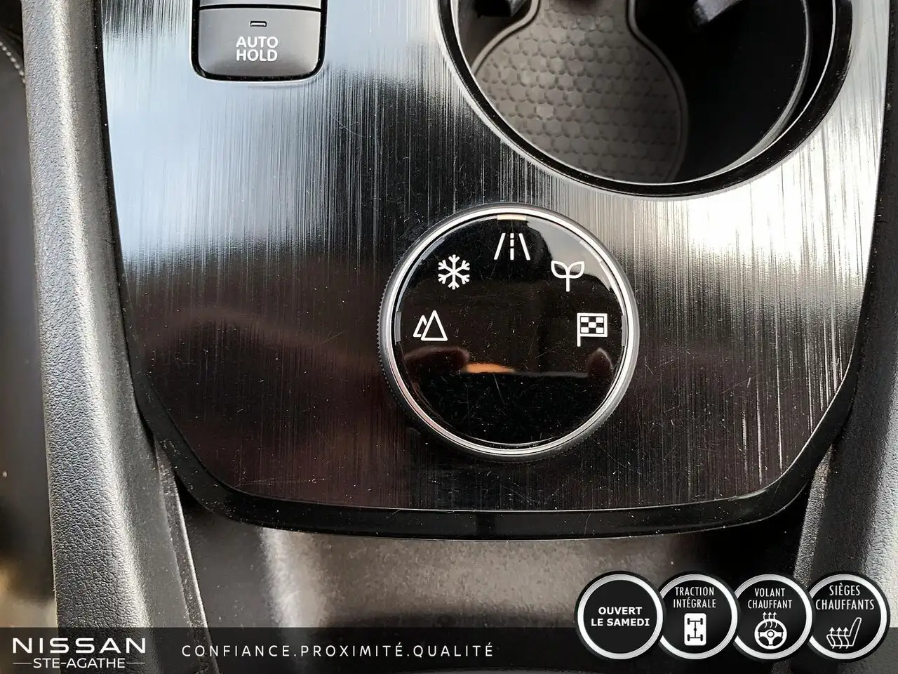 Nissan Rogue photo Nissan Rogue