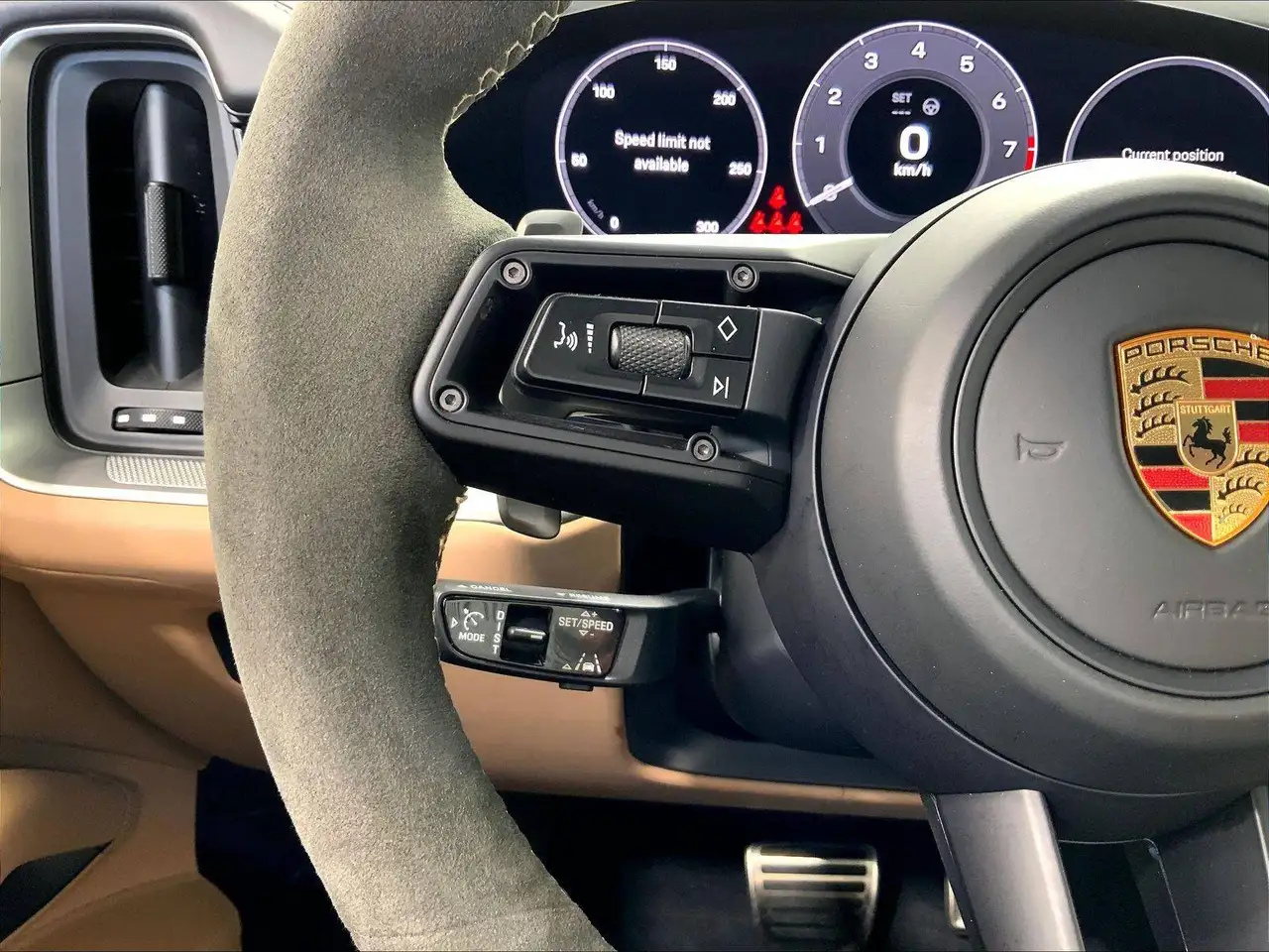 Porsche Cayenne photo Porsche Cayenne